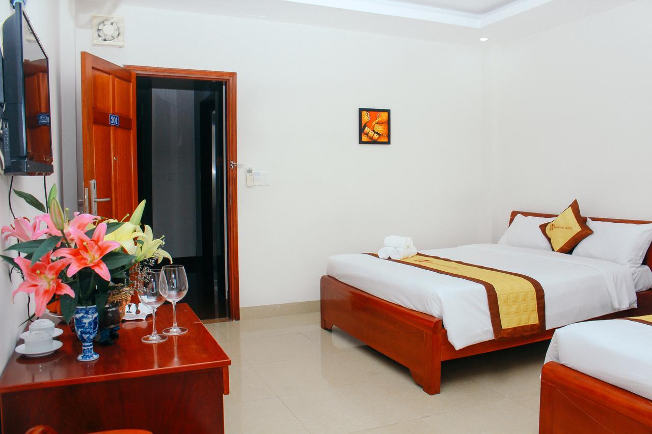 Bostand Hotel Son Tra Екстериор снимка
